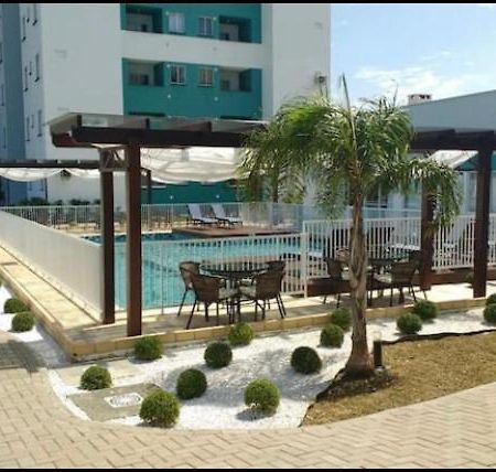 Apto Em Easy Club Encantador Com Piscina. Appartamento Piçarras Esterno foto