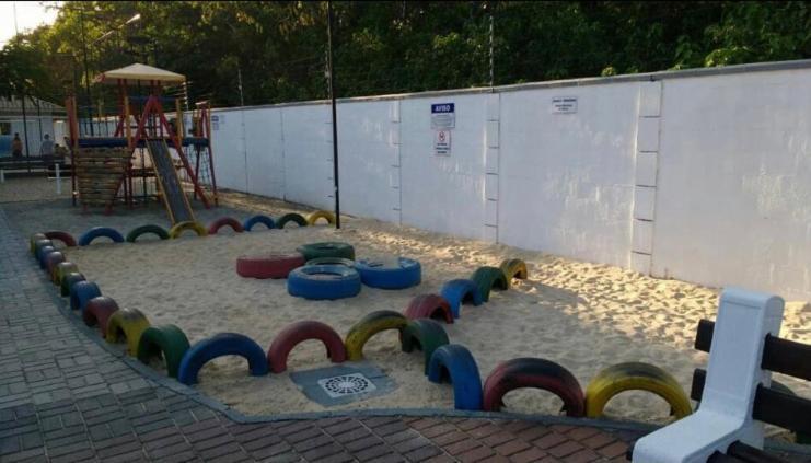 Apto Em Easy Club Encantador Com Piscina. Appartamento Piçarras Esterno foto